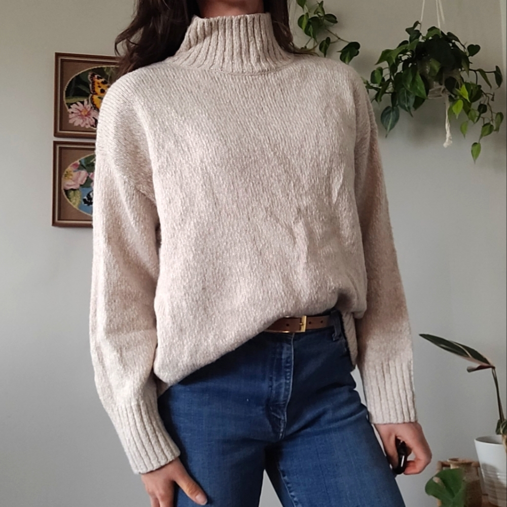 H&M Cream Turtleneck Sweater